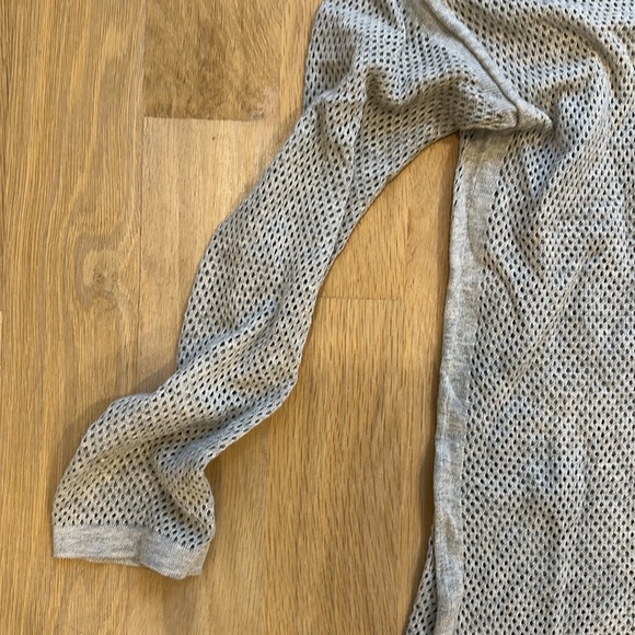 Gap Spring Sweater - Picture 3 of 4